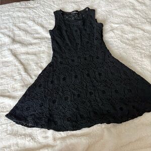 Elegant Black Lace Women’s Dress